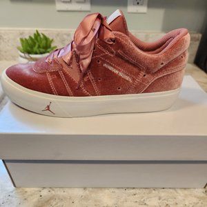 Womens Jordan Series ES SE Size 6.5